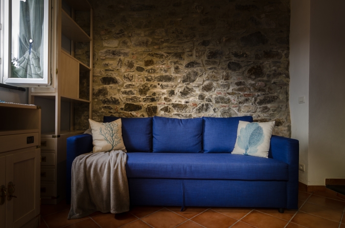 divano blu