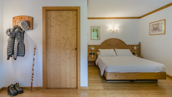 stanza hotel legno
